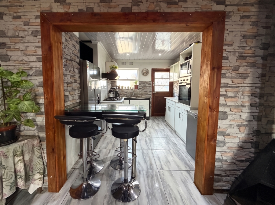2 Bedroom Property for Sale in Belhar Western Cape